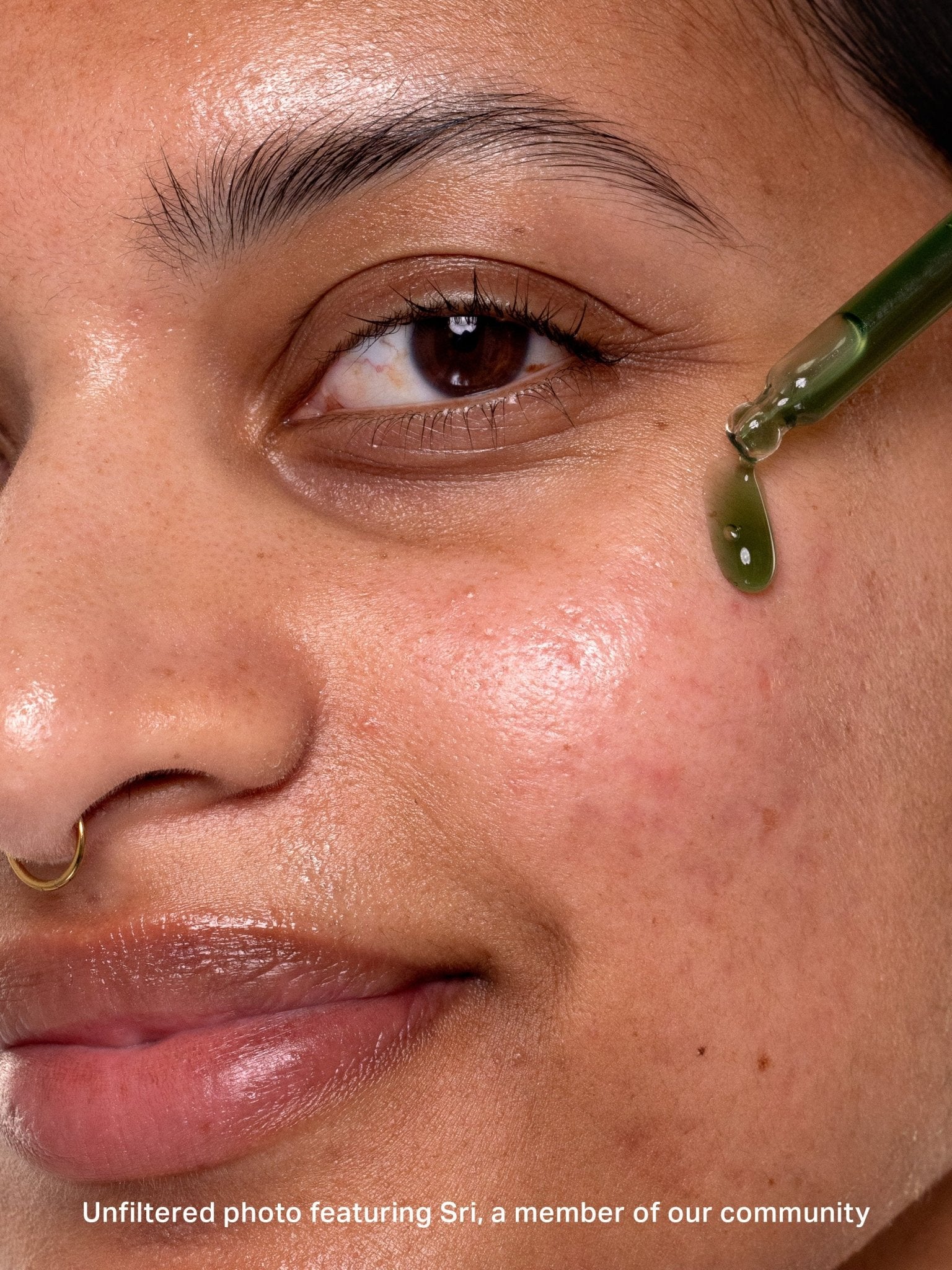 chlorophyll-discoloration-serum-254524.jpg