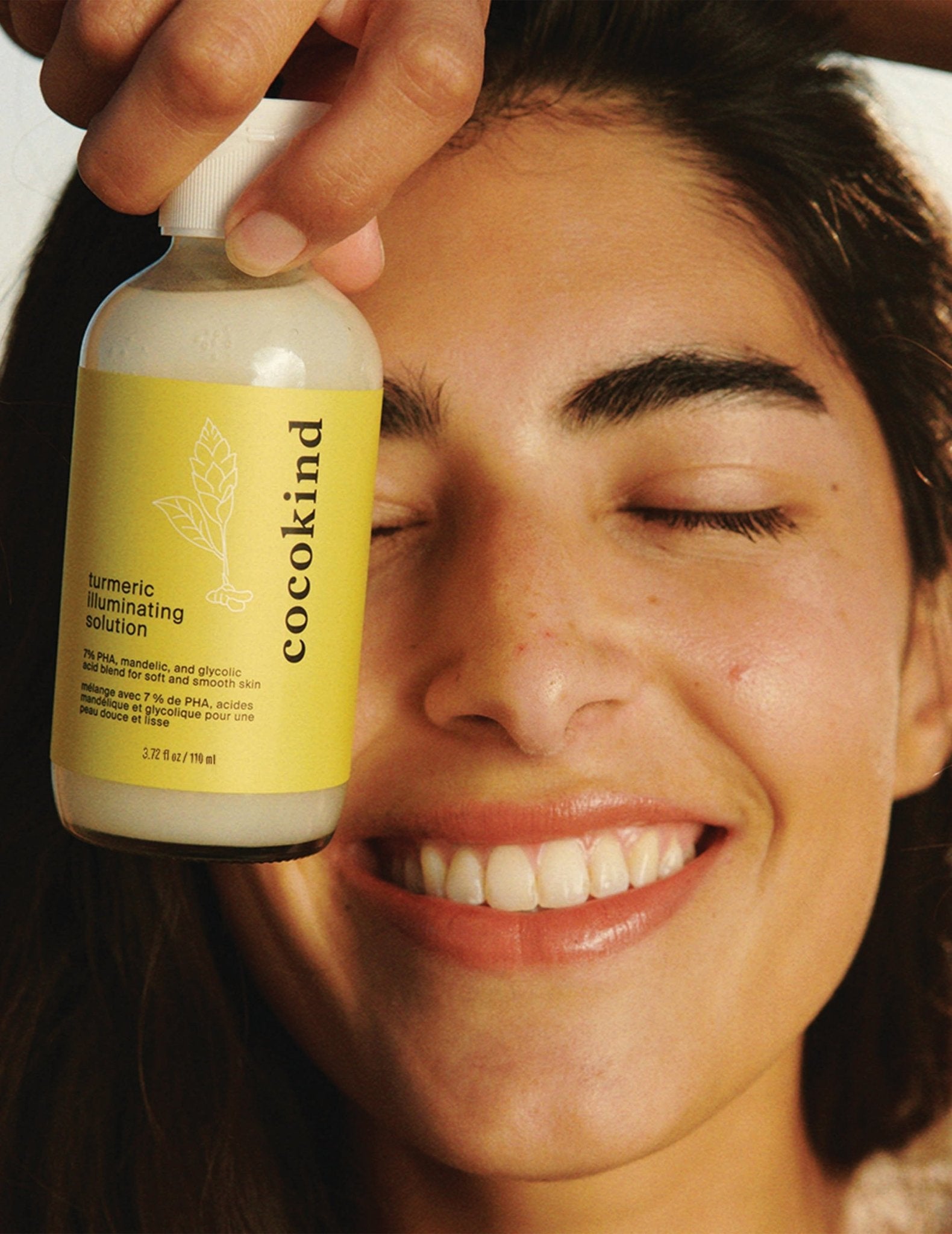 turmeric-illuminating-solution-445977.jpg